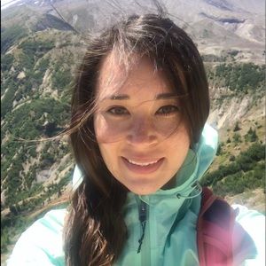 Meet your Posher, Alisa